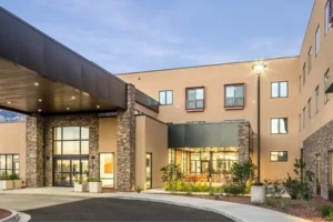 Amaran Senior Living Exterior